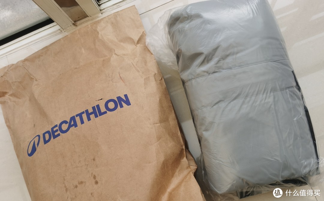 139元迪卡侬SNB滑雪服开箱，平价小耐克ACG。