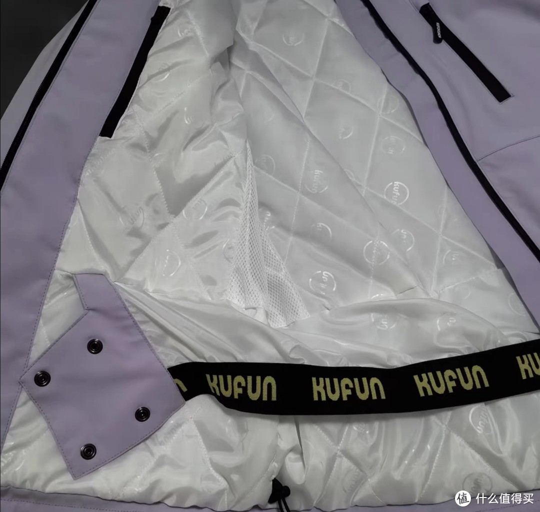 专业滑雪装备大赏!男女通吃,炫酷登场!